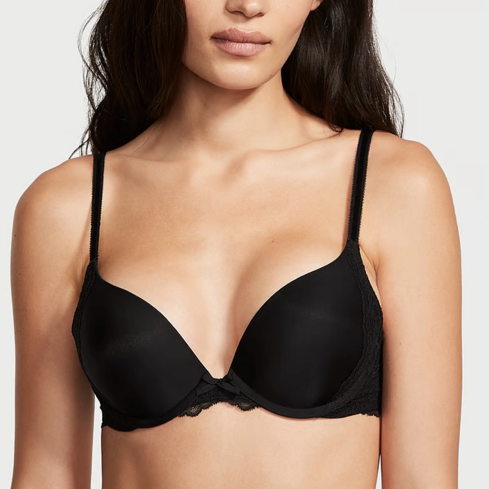 VICTORIA’S SECRET Dream Angels Push Up Bra Black Lace 32D